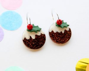 Hand Painted Christmas Puddings - with moveable berry & subtly gold dusted leaves